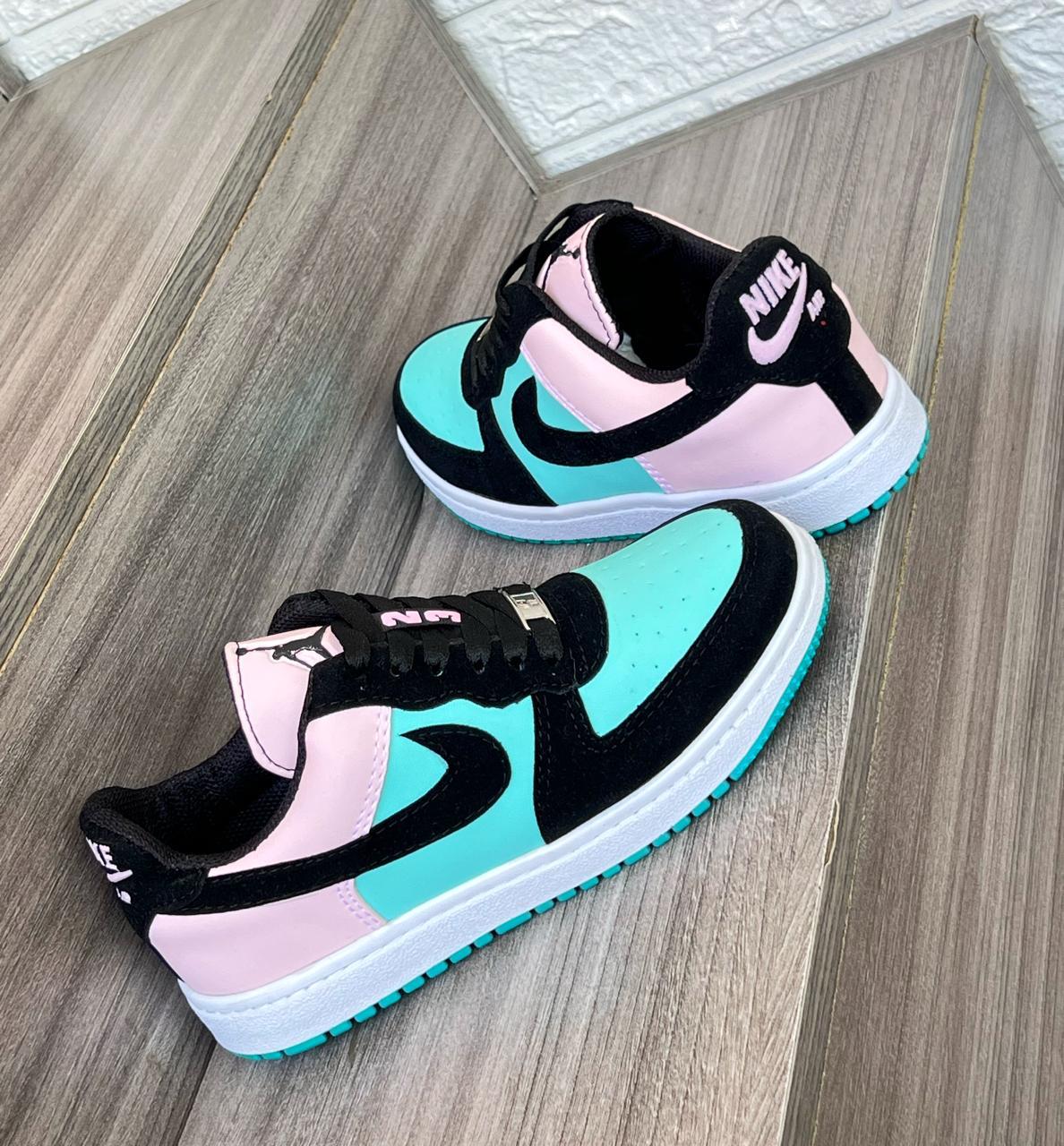 Tenis Nike Force One Cosidos Dama
