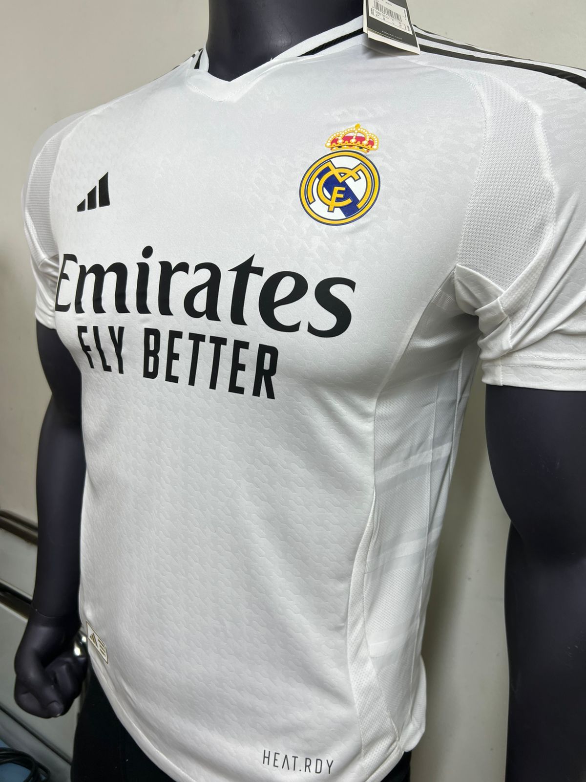 CAMISETA REAL MADRID 2025 VERSION PLAYER